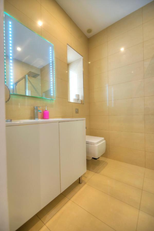 Spacious 4 Bedrooms With Sea View Balcony Goslm-3 Слима Экстерьер фото