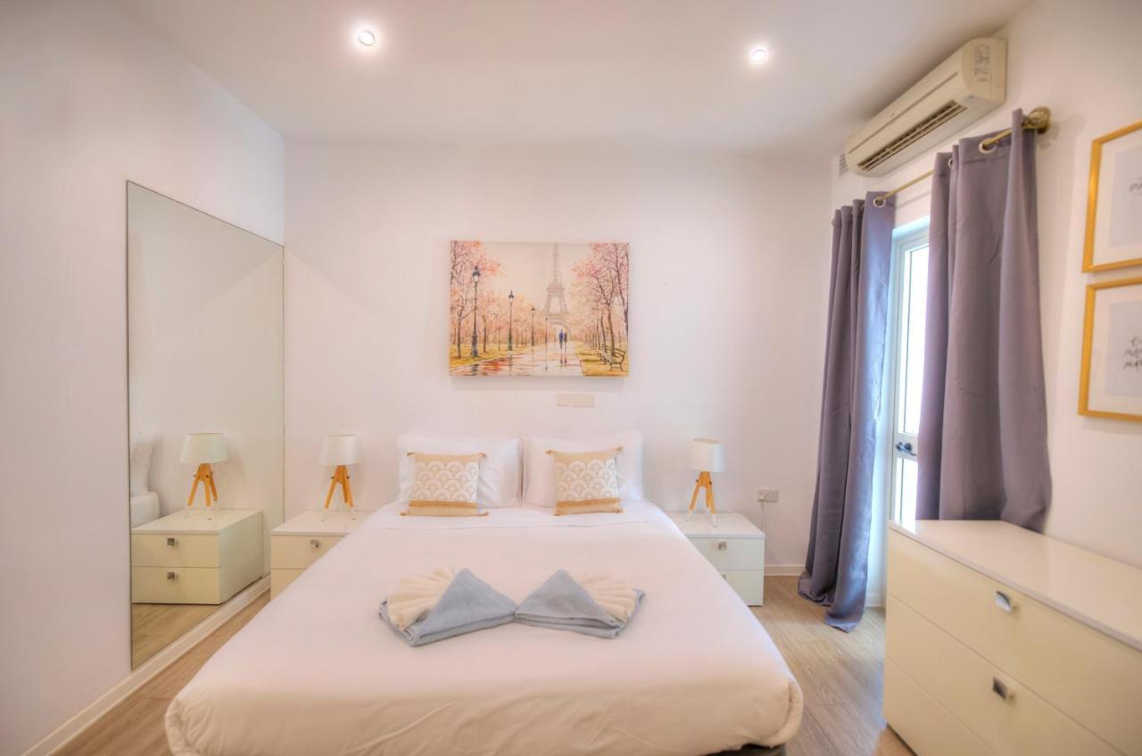 Spacious 4 Bedrooms With Sea View Balcony Goslm-3 Слима Экстерьер фото