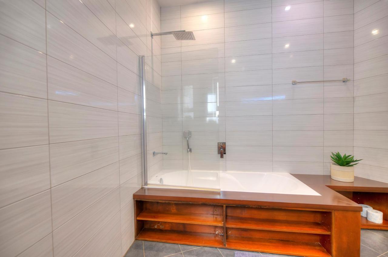 Spacious 4 Bedrooms With Sea View Balcony Goslm-3 Слима Экстерьер фото